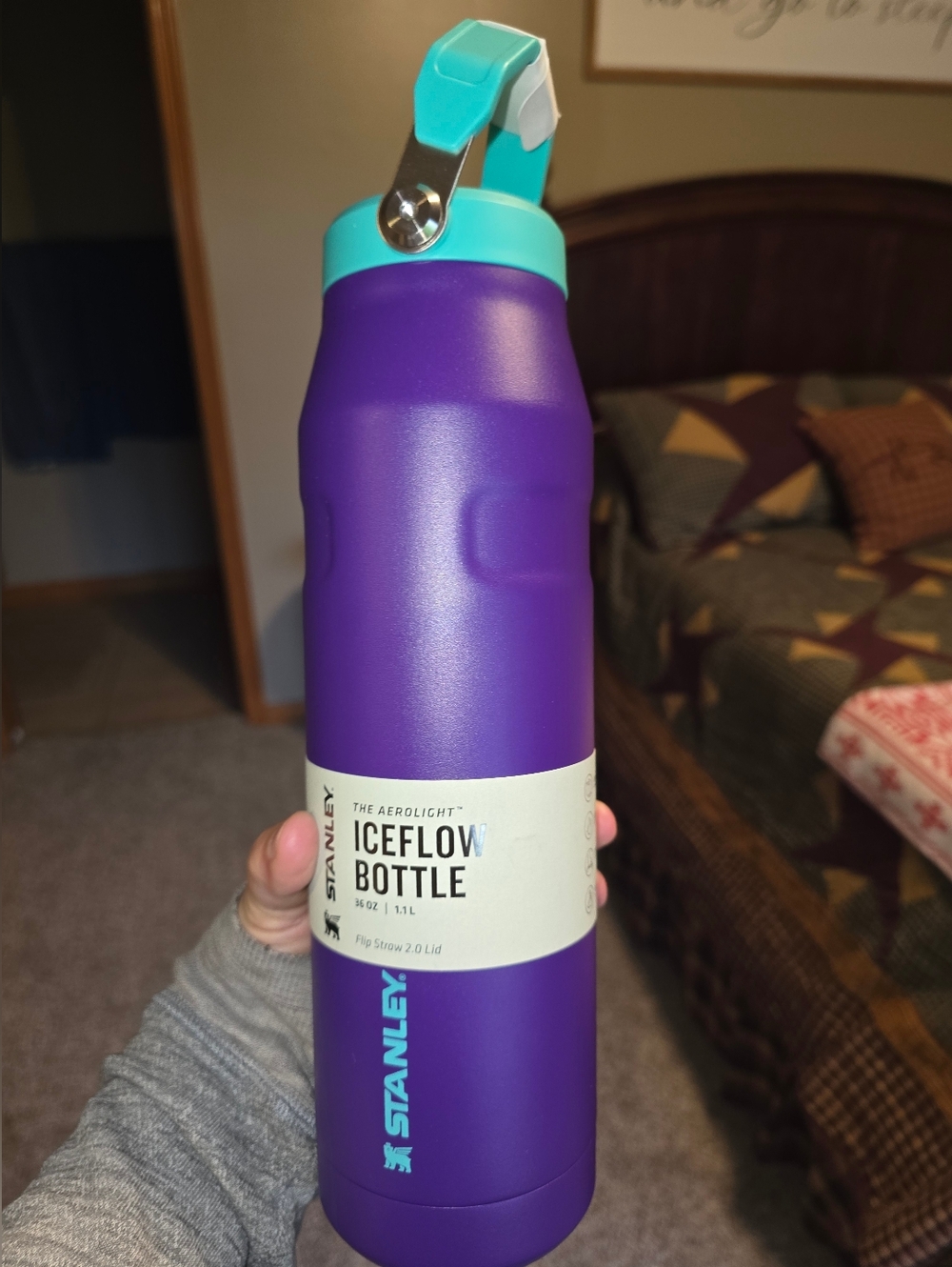 Stanley 36 Oz Deep Purple Flow Straw New